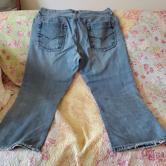 Guess Jeans - Picture 4 of 6